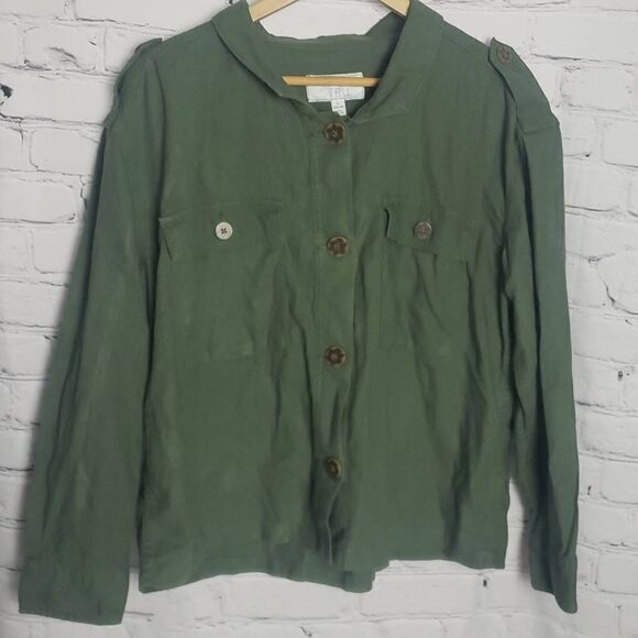 Time and Tru Green Button Down Longsleeve Top - Picture 2 of 12